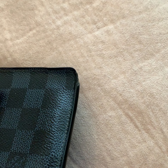 LV MENS WALLET - Picture 12 of 14